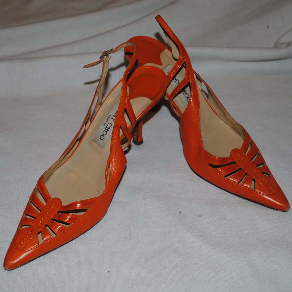 SZ 9.5 ORANGE LEATHER JIMMY CHOO 3IN HEELS